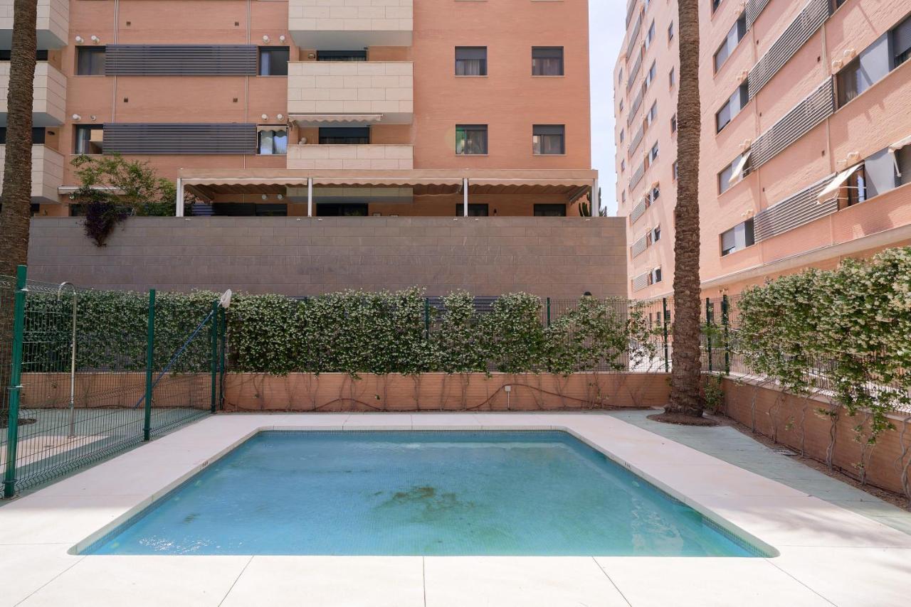Alterhome Apartamento Con Piscina Maria Zambrano Malaga Exterior photo